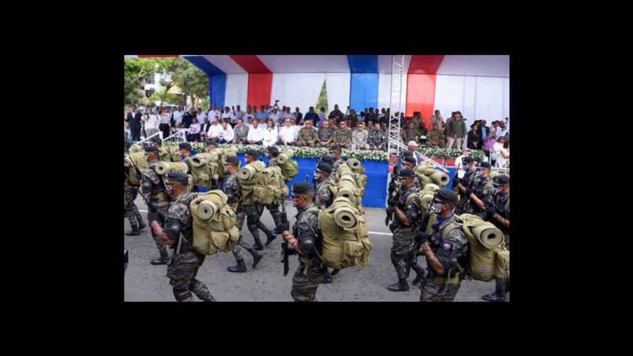 Realizan desfile cívico-militar por el 210 aniversario del natalicio de Juan Pablo Duarte