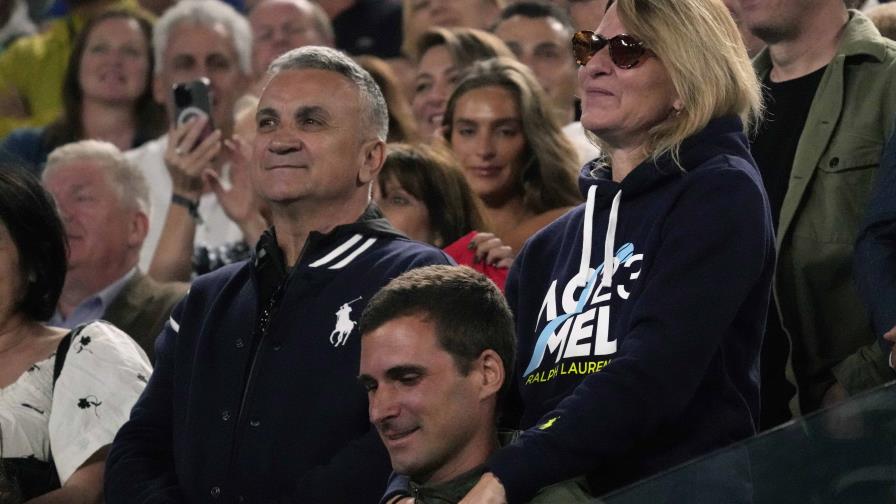 El padre de Djokovic no estará en la semifinal de Australia El padre de Djokovic no estará en la semifinal de Australia