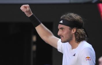 Tsitsipas, 1er finalista de Australia tras ganar a Khachanov