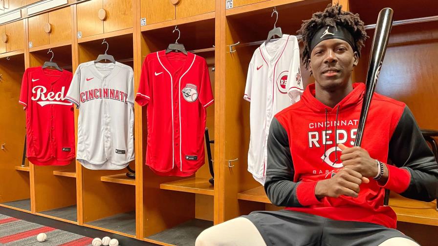 Elly de la Cruz encabeza a 13 dominicanos en el top 100 de prospectos MLB