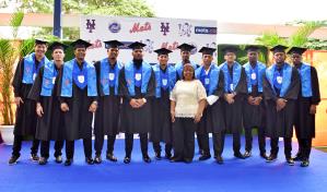 Los Mets grad&uacute;an a 36 prospectos de bachiller