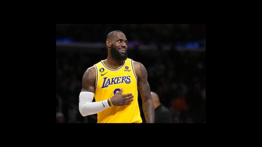 LeBron y Giannis son los capitanes para el Juego de Estrellas