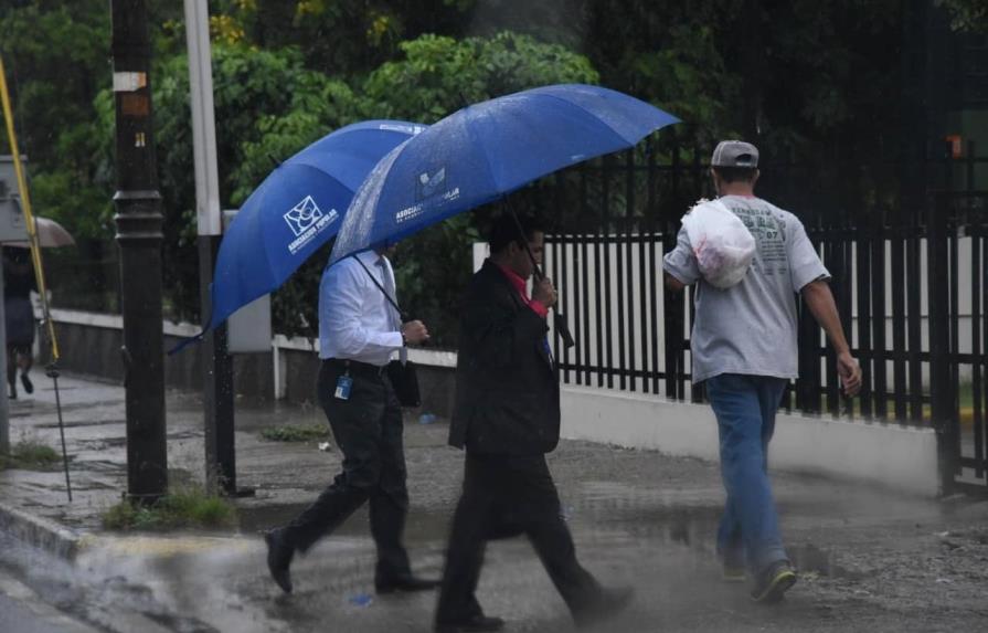 Lluvias débiles continuarán en el Gran Santo Domingo, provincias del norte y del noreste