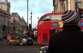 El Brexit deja al Reino Unido polarizado y con menos crecimiento tres años después