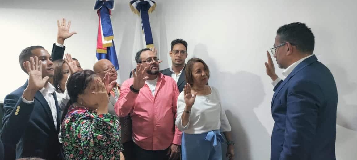 Mireya Jass gana presidencia del Colegio Dominicano de Locutores
