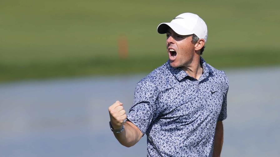 McIlroy supera a Reed y gana en Dubái por un golpe