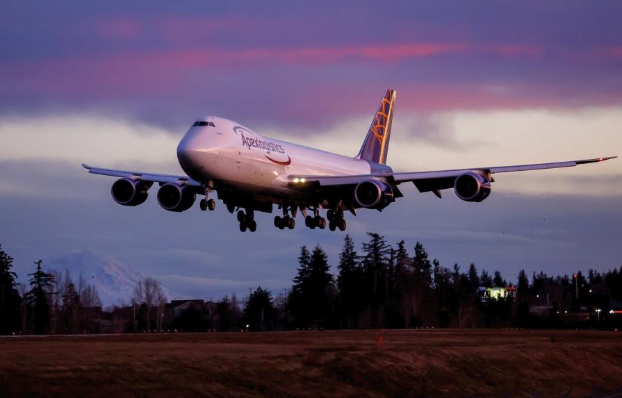 Boeing entrega su último 747, el jumbo que democratizó el transporte aéreo
