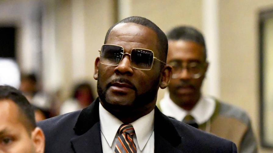 Una fiscal de Chicago retirará los cargos en contra del cantante R. Kelly