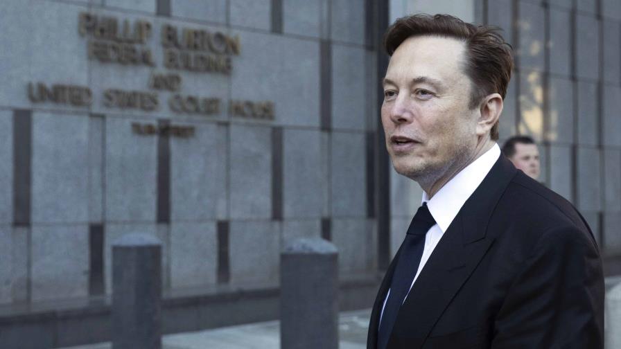 EEUU: Investigan a Tesla por vehículos autónomos