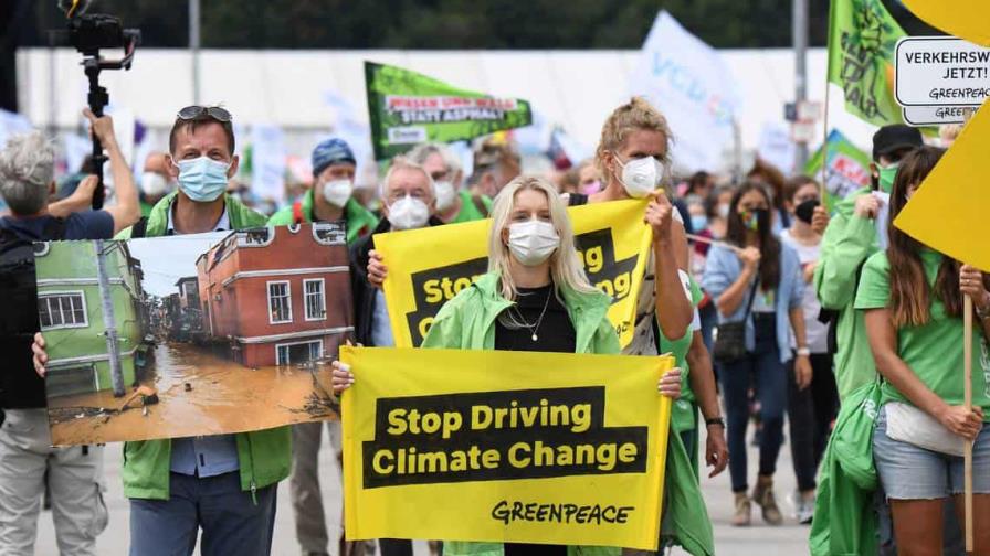 La Justicia europea condena a Rusia por una agresión a miembros de Greenpeace La Justicia europea condena a Rusia por una agresión a miembros de Greenpeace