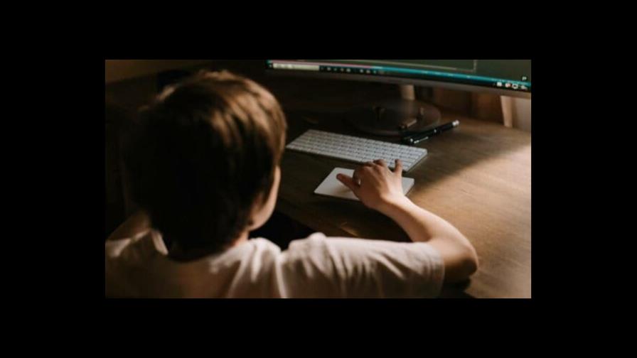 Un 10 % de jóvenes británicos ha visto porno a los 9 años, según un estudio
