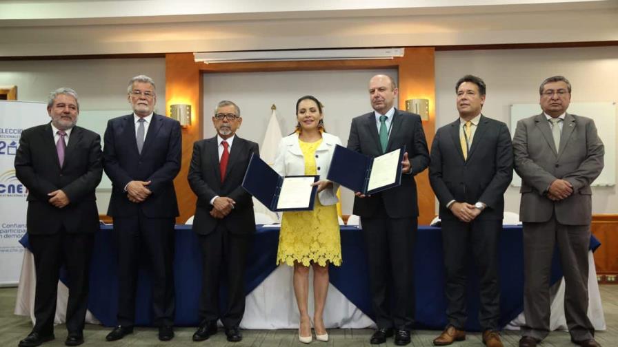 Capacitan a observadores internacionales para comicios del domingo en Ecuador