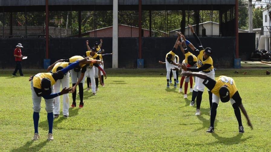 Millones para unos pocos prospectos, mientras el grueso salta al vacío
