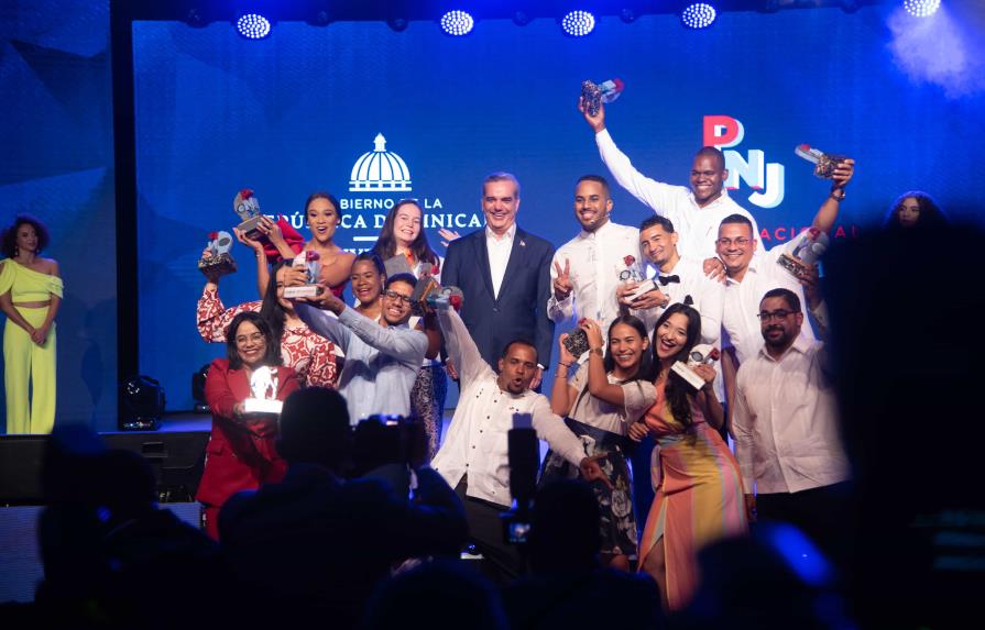 Gobierno reconoce a más de 20 jóvenes en Premio Nacional de la Juventud