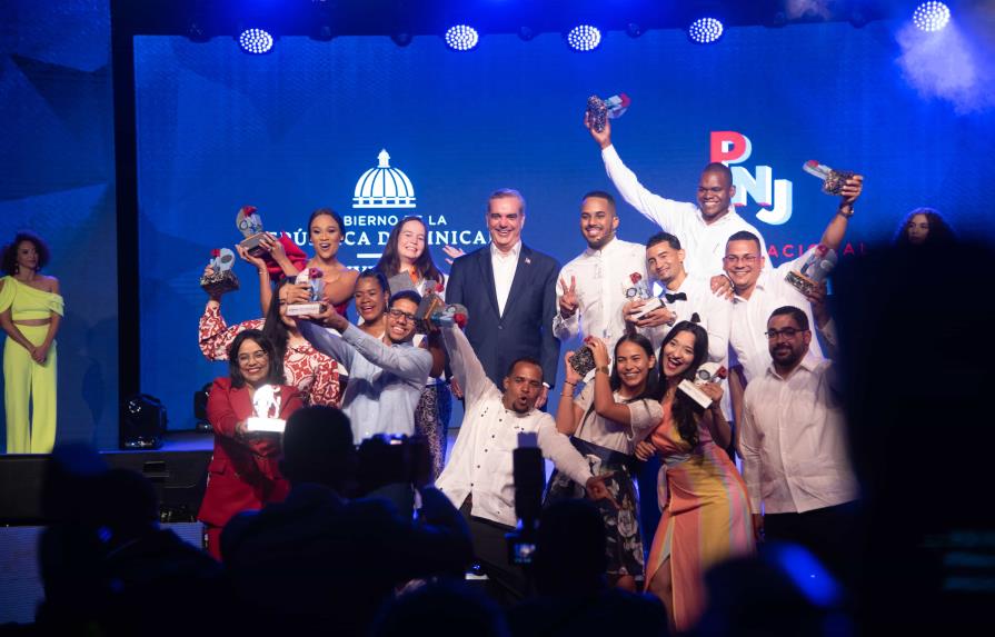 Gobierno reconoce a más de 20 jóvenes en Premio Nacional de la Juventud
