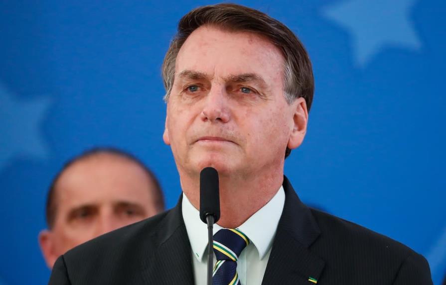 Bolsonaro promete seguir activo en la política brasileña durante un acto en Florida