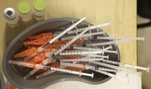 La desinformación sobre las vacunas genera un movimiento de sangre pura