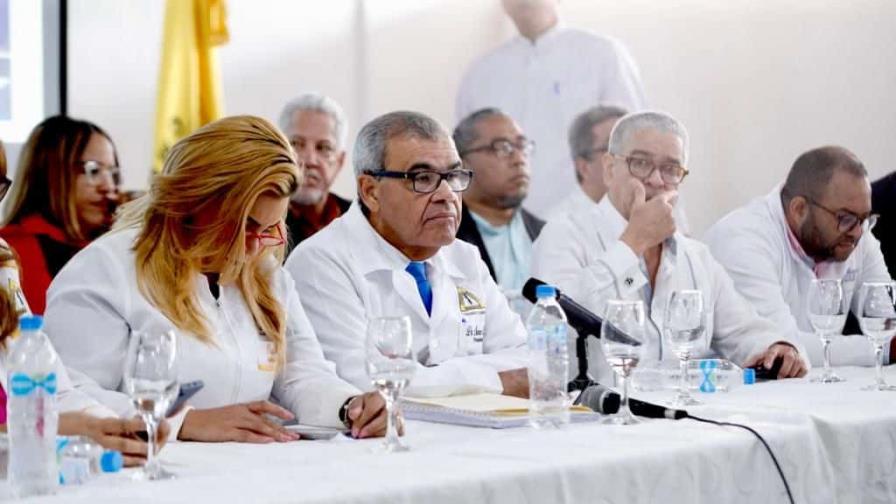 Médicos otorgan poderes plenos a Senén Caba para canalizar métodos de lucha contra las ARS