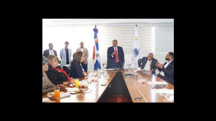 Director de Subsidios Sociales escucha necesidades de oficinas provinciales