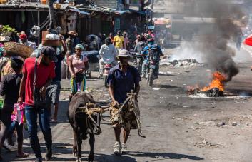 Al menos un muerto y varios heridos en protestas antigubernamentales en Haití