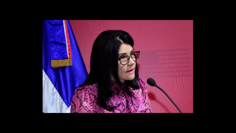 Alicia Ortega se ausenta temporalmente de la TV por el cuidado de su madre Alicia Ortega se ausenta temporalmente de la TV por el cuidado de su madre