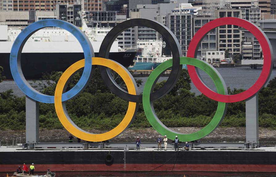 Empresa de Japón implicada en escándalo olímpico se disculpa