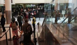 Un apag&oacute;n afecta las operaciones del aeropuerto de Los &Aacute;ngeles