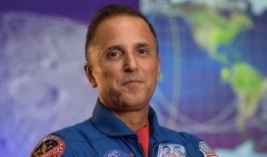 La NASA nombra por primera vez a un hispano jefe de sus astronautas