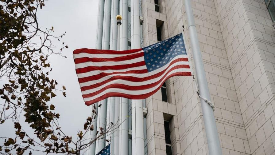 Legisladores latinos de Connecticut buscan vetar el uso del término latinx Legisladores latinos de Connecticut buscan vetar el uso del término latinx