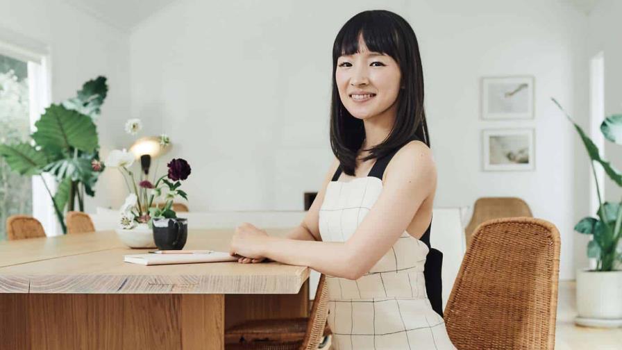 Marie Kondo se rinde: tres hijos después, confiesa que su casa está desordenada Marie Kondo se rinde: tres hijos después, confiesa que su casa está desordenada