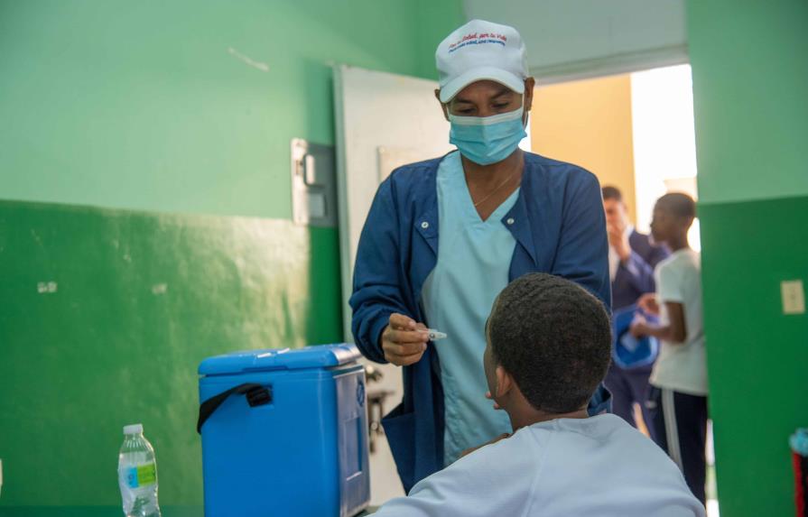 Unas 6,100 personas se han vacunado ya del cólera en República Dominicana