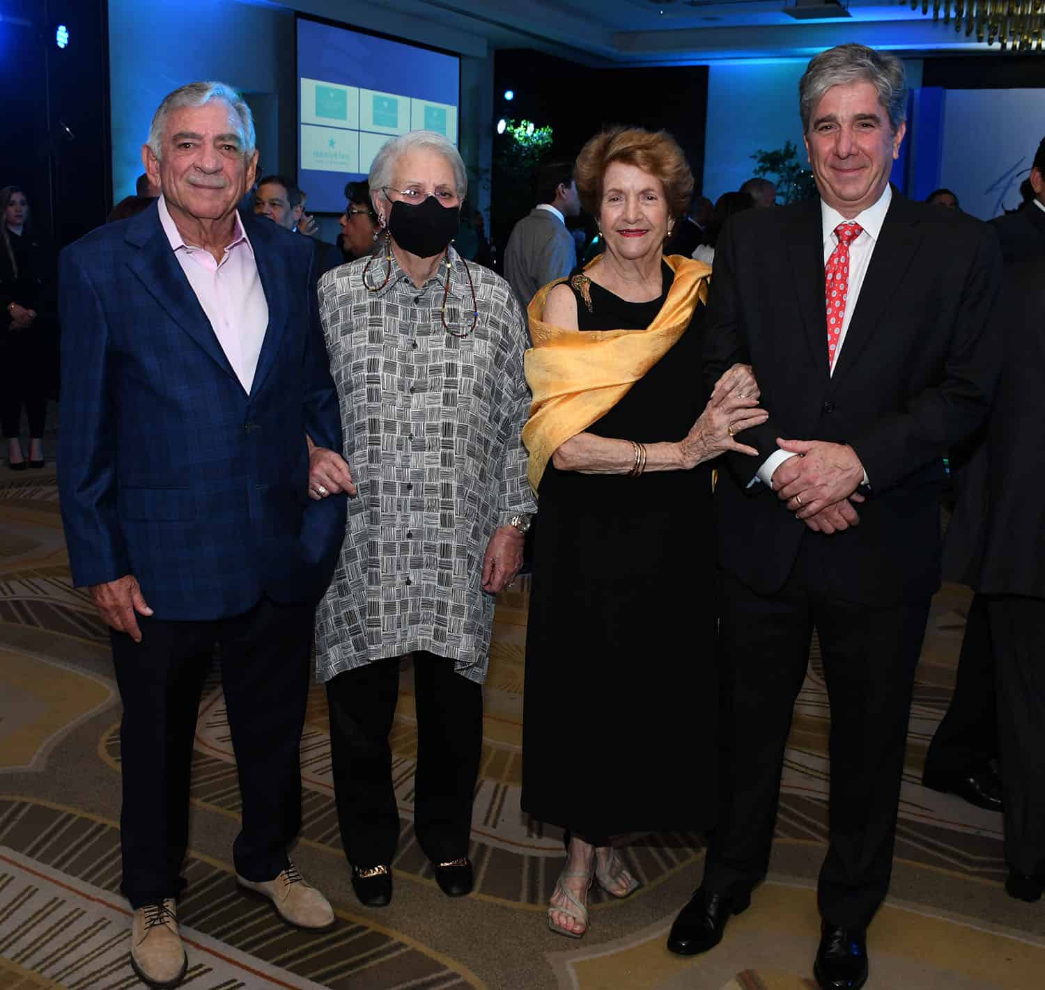 Arturo Santana, Rosa Margarita Bonetti, Francette Calac y Ernesto Armenteros.