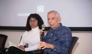 Luis Beiro presenta poemario "Saturno reina en todas partes"