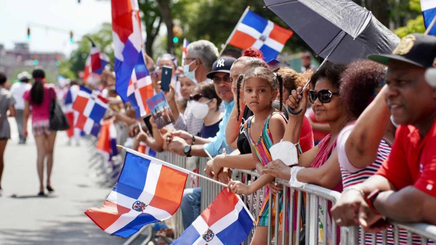 Expectativas ante la posible participación de Abinader en la parada dominicana de NY