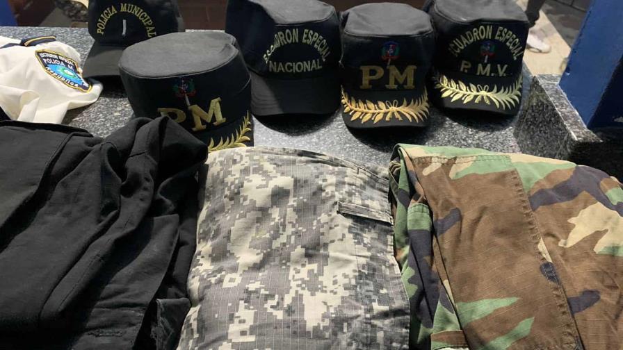 Decomisan mediante allanamiento armas de fuego y pertrechos militares en La Romana