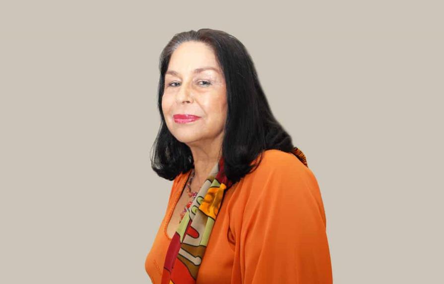 Ministra de Cultura lamenta fallecimiento de artista Rosa Tavárez