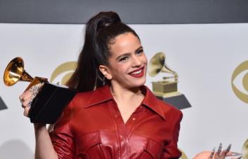 Bad Bunny en los Premios Grammy 2023: brilló en su presentación, rindió  homenaje a Puerto Rico
