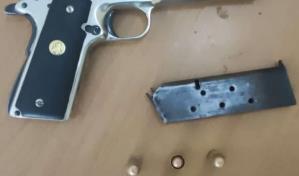 Apresan hombre que portaba una pistola ilegal en Barahona