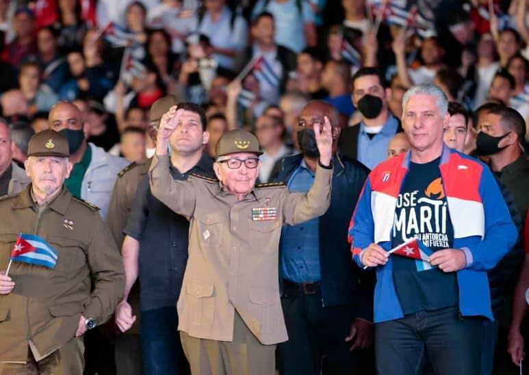 Raúl Castro y Miguel Díaz-Canel, entre candidatos al nuevo Parlamento de Cuba