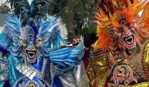 Los Broncos de La Vega celebran su 42 aniversario en el Carnaval Vegano