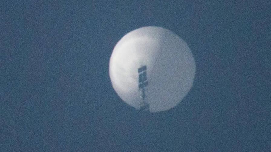 Pekín confirma que el globo que sobrevuela Latinoamérica es chino