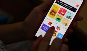 Monopolios y precariedad laboral, el auge de los delivery en Latinoamérica