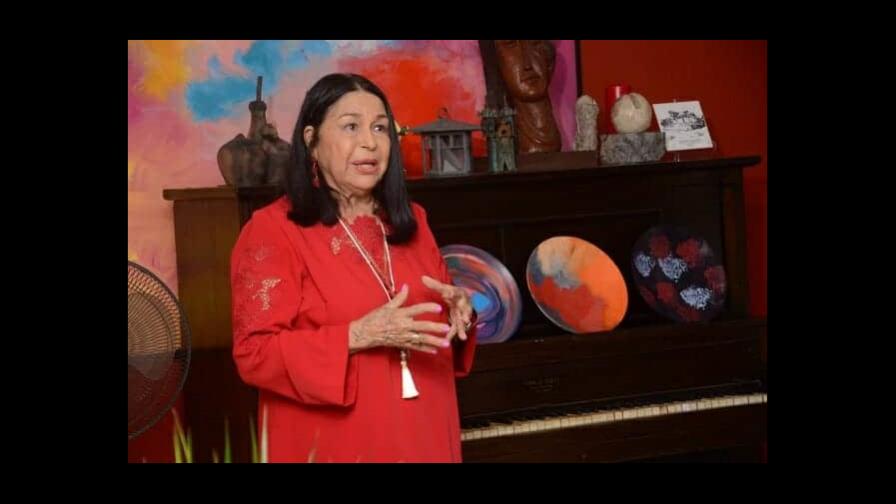 Sepultarán este martes restos de la maestra Rosa Tavárez, destacan su legado a las artes visuales