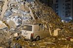 Terremoto en Turquía y Siria deja al menos 100 muertos Terremoto en Turquía y Siria deja al menos 100 muertos