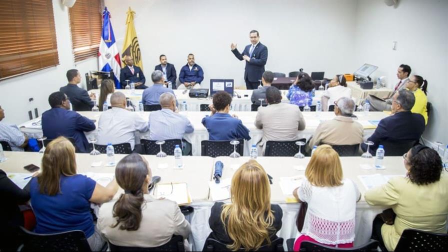 JCE convoca a licitación para adquirir los materiales de educación electoral para elecciones 2024