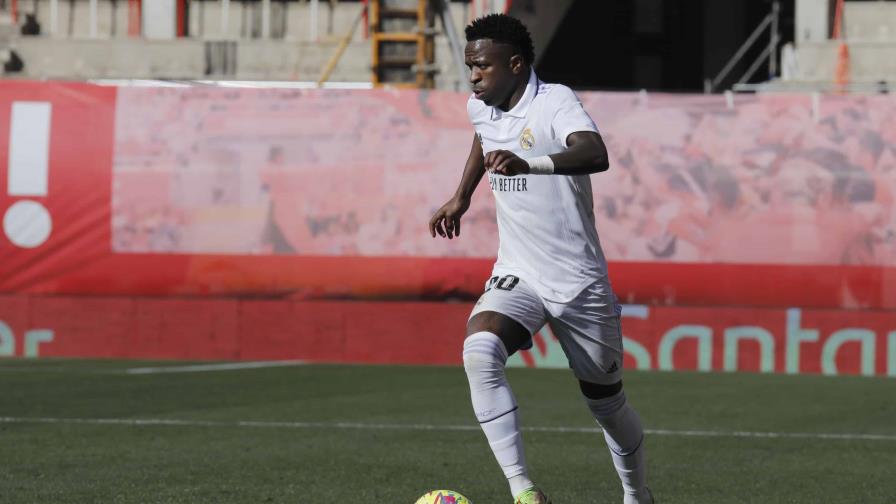 Lo que dice Ancelotti por los ataques al futbolista Vinícius