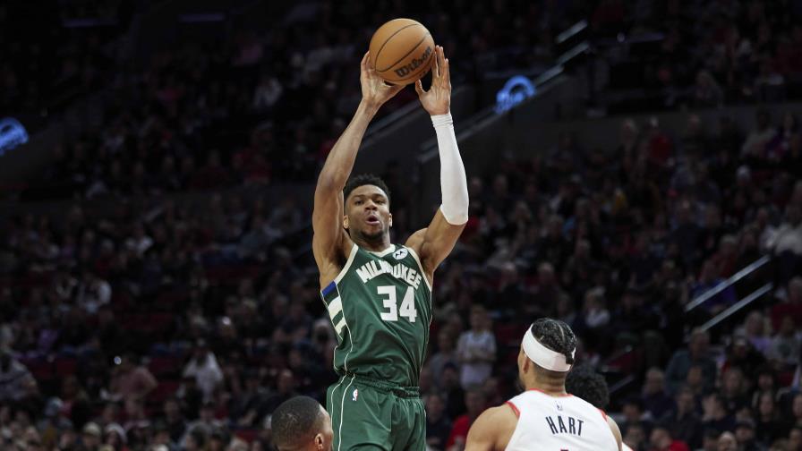 VIDEO | Bucks superan a Blazers para su 8vo triunfo al hilo VIDEO | Bucks superan a Blazers para su 8vo triunfo al hilo