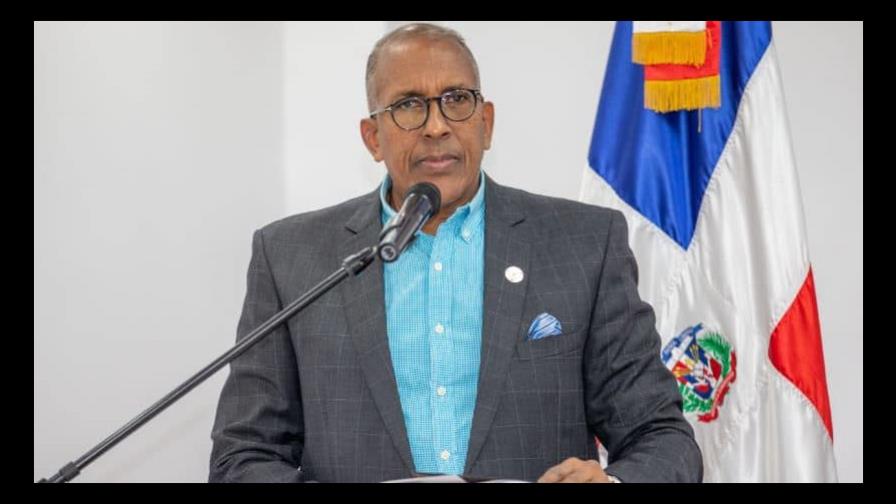 Contralor instruye a personal de unidad de auditoría interna a eficientizar labores de control