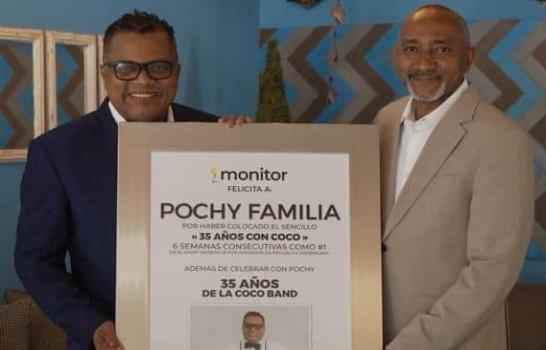 Pochy Familia recibe reconocimiento por el éxito del merengue “35 años con coco”
