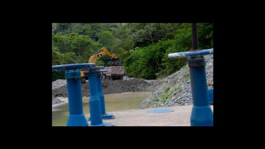 Residentes en Arroyo Hondo III dicen llevan 12 días sin agua potable